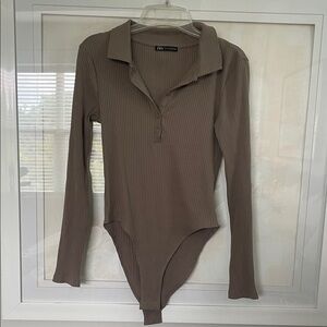 Zara Taupe Ribbed Bodysuit with Collar -size L